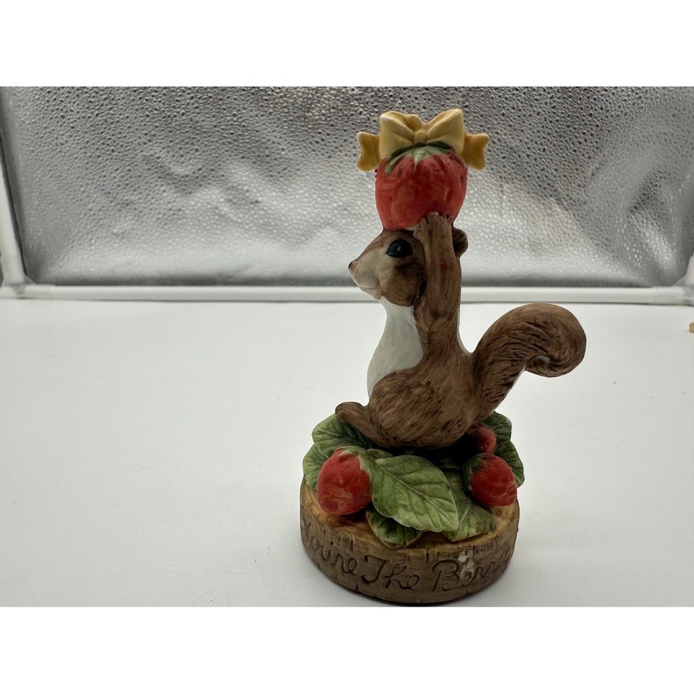 Vintage Squirrel Ceramic Figurine Youre The Berries Strawberry Woodland Decor - Picture 8 of 9